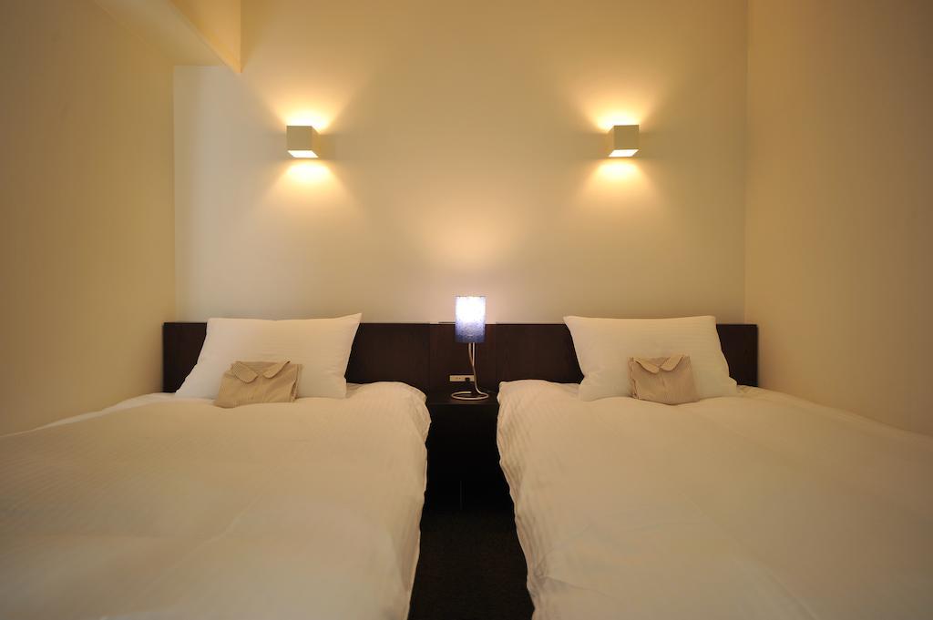 7 Days Hotel Plus Kōchi Zimmer foto