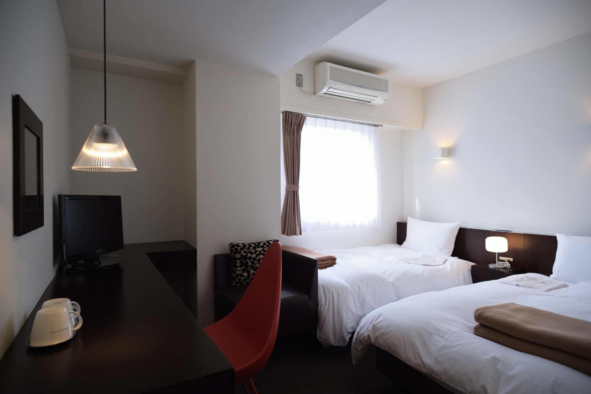 7 Days Hotel Plus Kōchi Exterior foto
